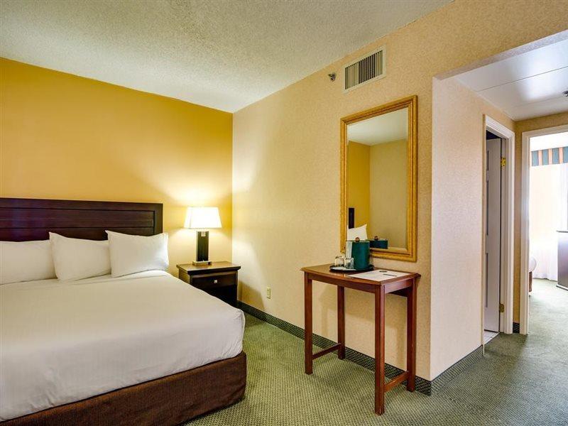 Sawridge Inn And Conference Centre Edmonton South Dış mekan fotoğraf
